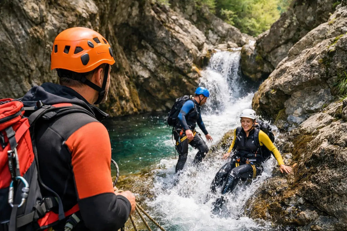 Canyoning organizzato con guida: come sceglierlo - Strike Adventure