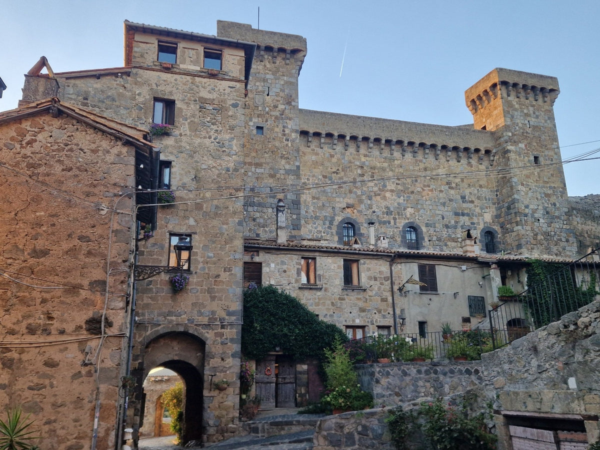 Trekking 3 Giorni sul Cammino dell'Intrepido Larth – Area della Tuscia, Umbria | Strike Adventure