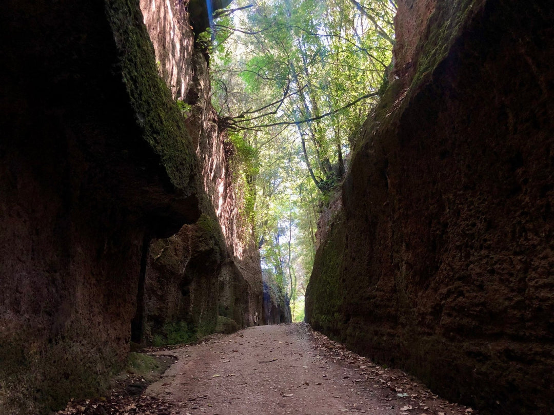 Trekking Alla scoperta di Corchiano: acqua, pietra e antiche vie – Area della Tuscia, Lazio | Strike Adventure