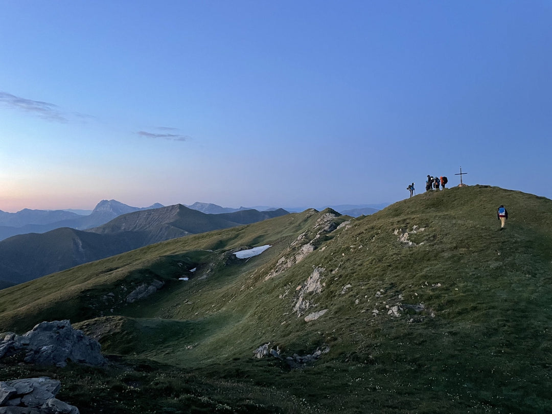 Alta Via della Laga: 12 vette over 2000 e notti sotto le stelle - Strike Adventure