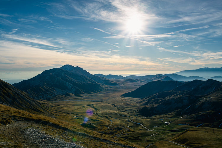 Alta Via Occidentale del Gran Sasso: 10 vette e notti di stelle tra rifugi e bivacchi - Strike Adventure