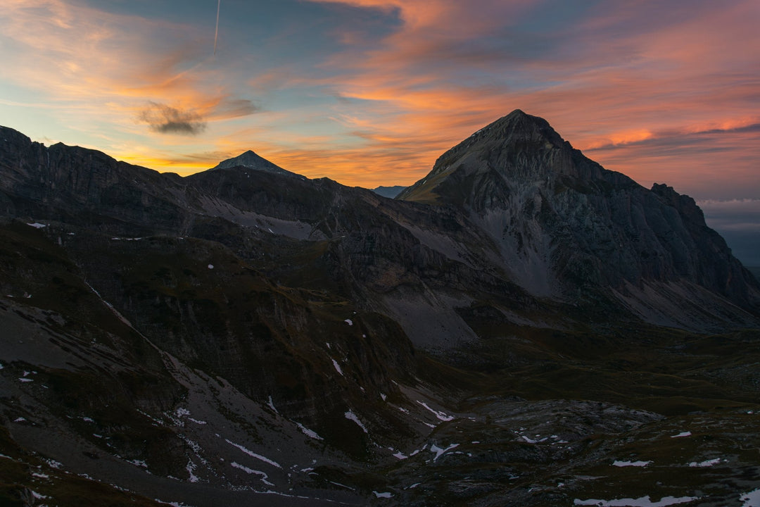 Alta Via Occidentale del Gran Sasso: 10 vette e notti di stelle tra rifugi e bivacchi - Strike Adventure