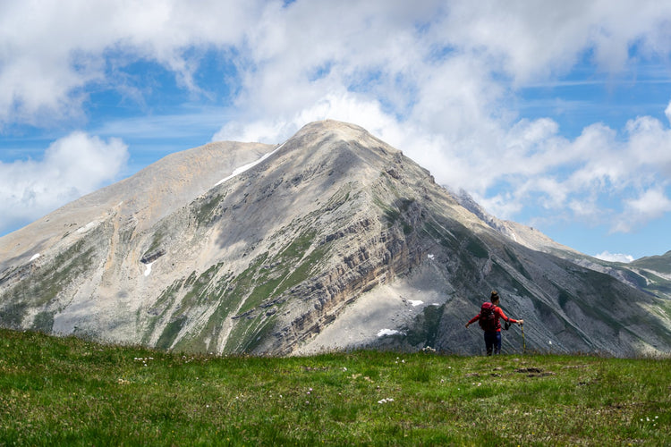 Alta Via Occidentale del Gran Sasso: 10 vette e notti di stelle tra rifugi e bivacchi - Strike Adventure