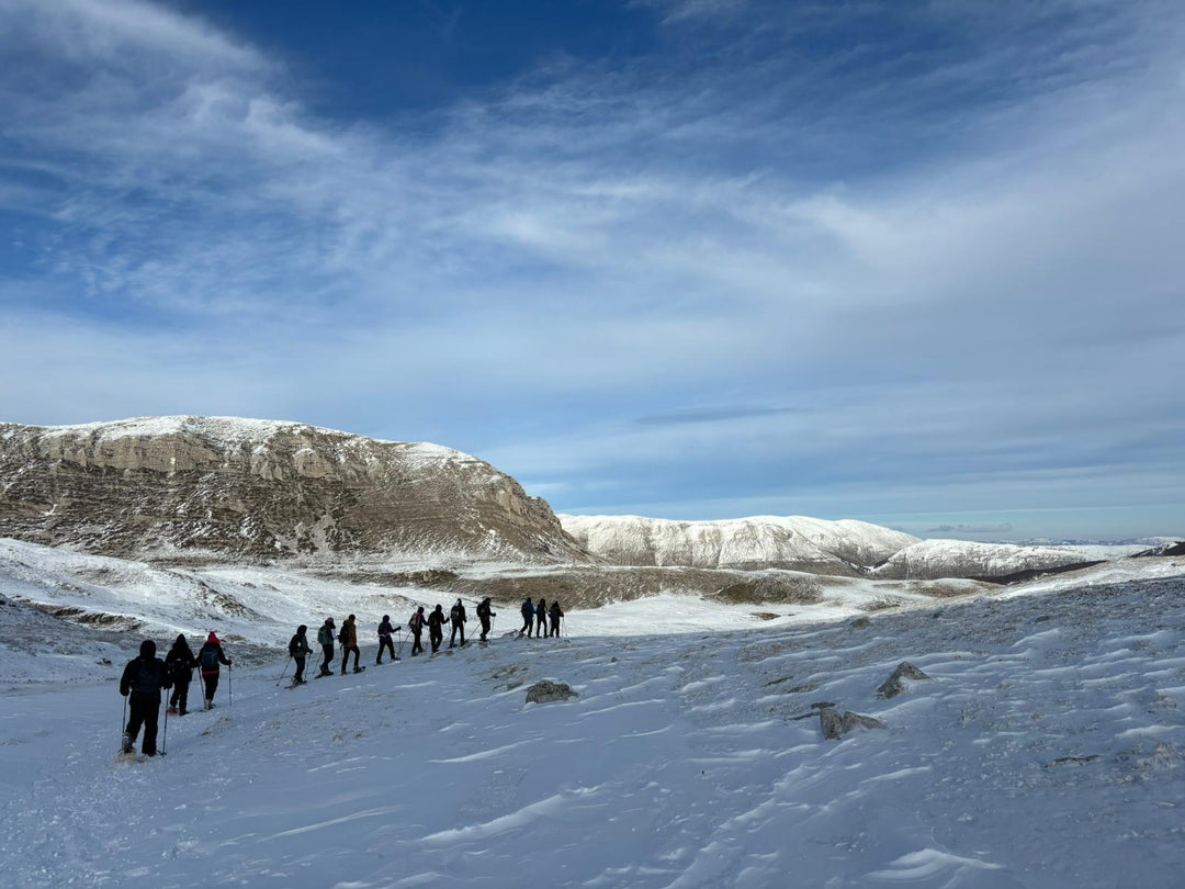Ciaspolata al Rifugio V.Sebastiani lungo le Valli del Parco Sirente Velino - Strike Adventure