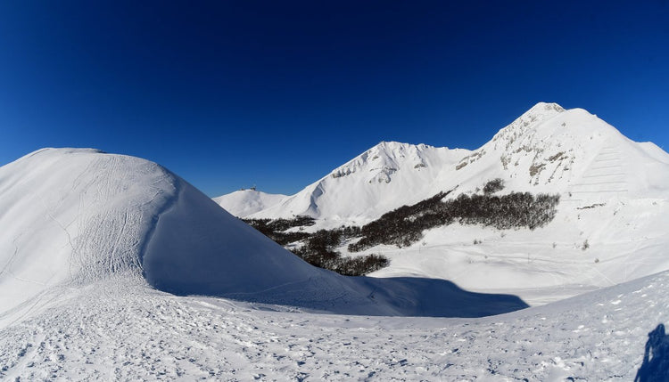 Ciaspolata Panoramica sul Terminllo con Pranzo al Rifugio A.Sebastiani - Strike Adventure