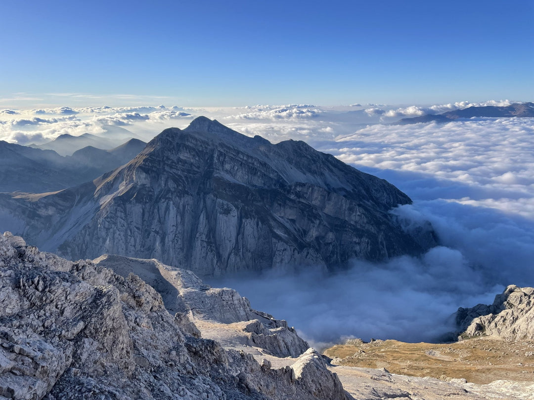 Corno Grande (2912M) al tramonto con rientro in notturna - Strike Adventure