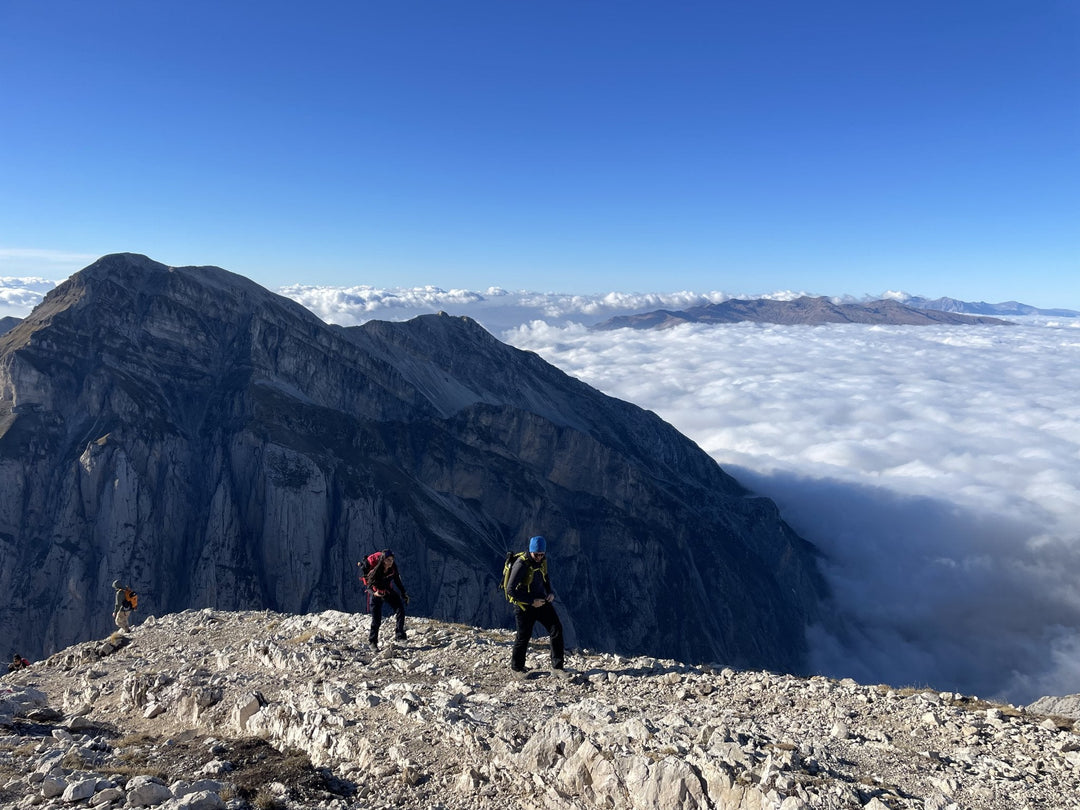Corno Grande (2912M) al tramonto con rientro in notturna - Strike Adventure