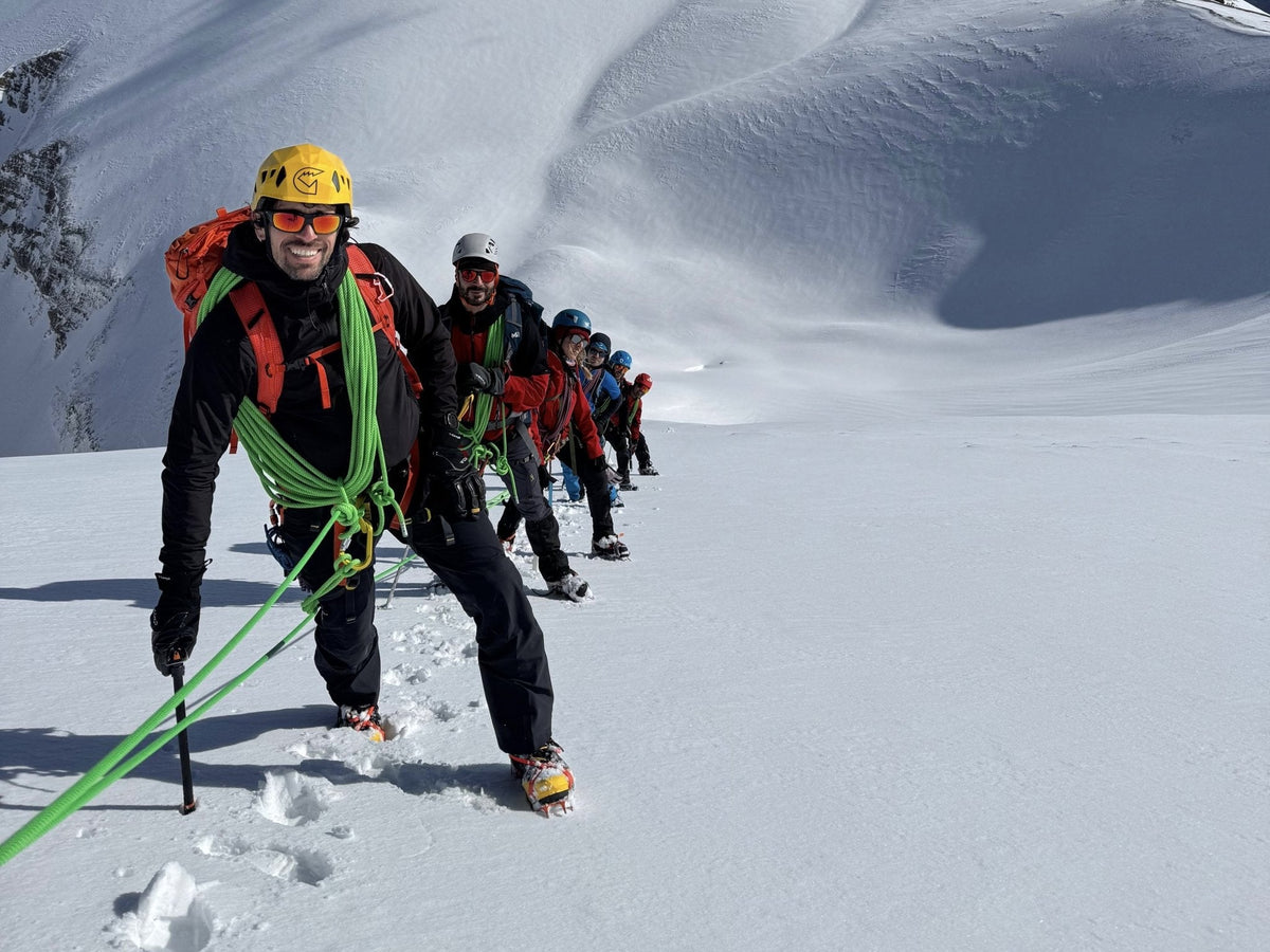 Corso Avanzato di Alpinismo con Notte in Bivacco a 2250m - Strike Adventure