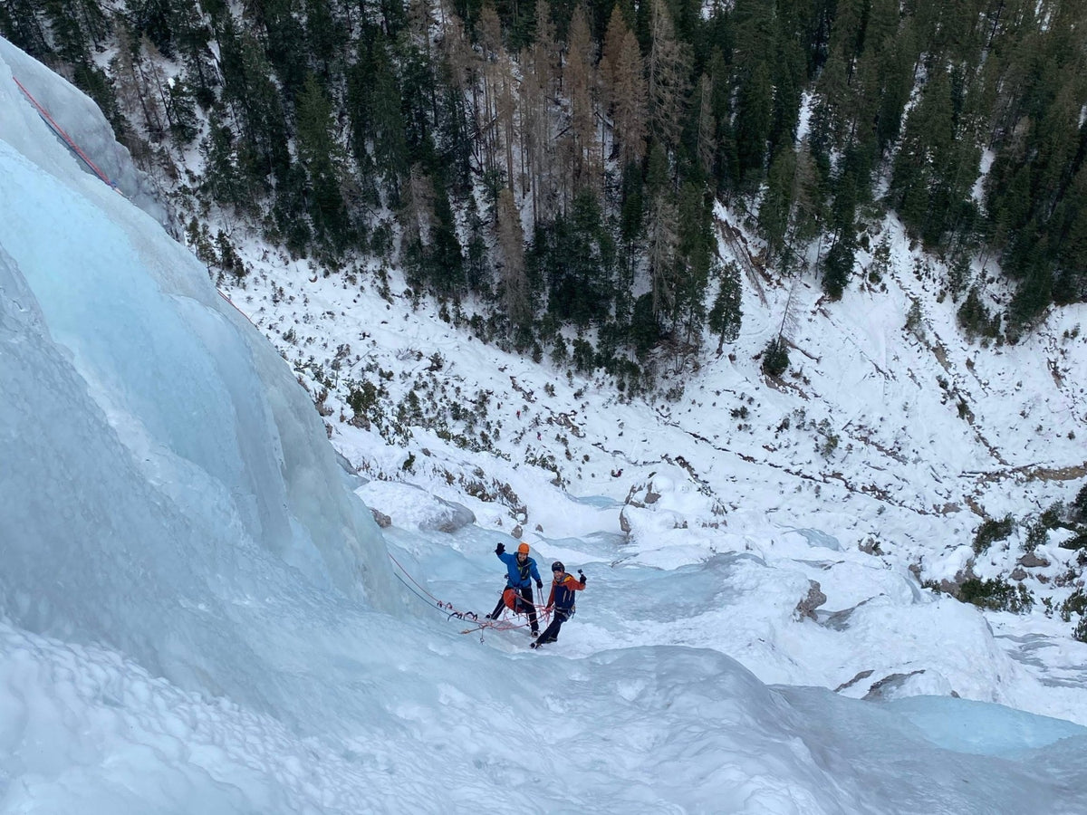 Corso Base di Arrampicata su Ghiaccio – Cogne - Parco Nazionale Gran Paradiso, Valle d'Aosta | Strike Adventure