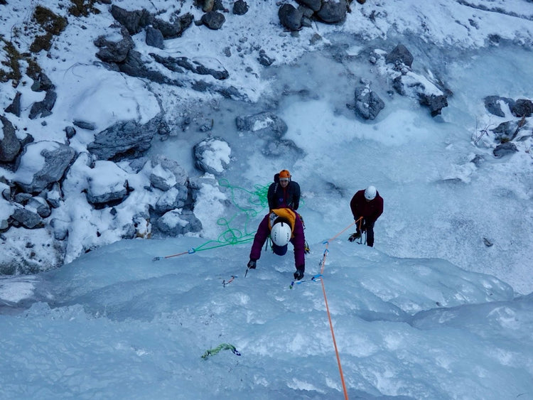 Corso Base di Arrampicata su Ghiaccio – Cogne - Parco Nazionale Gran Paradiso, Valle d'Aosta | Strike Adventure