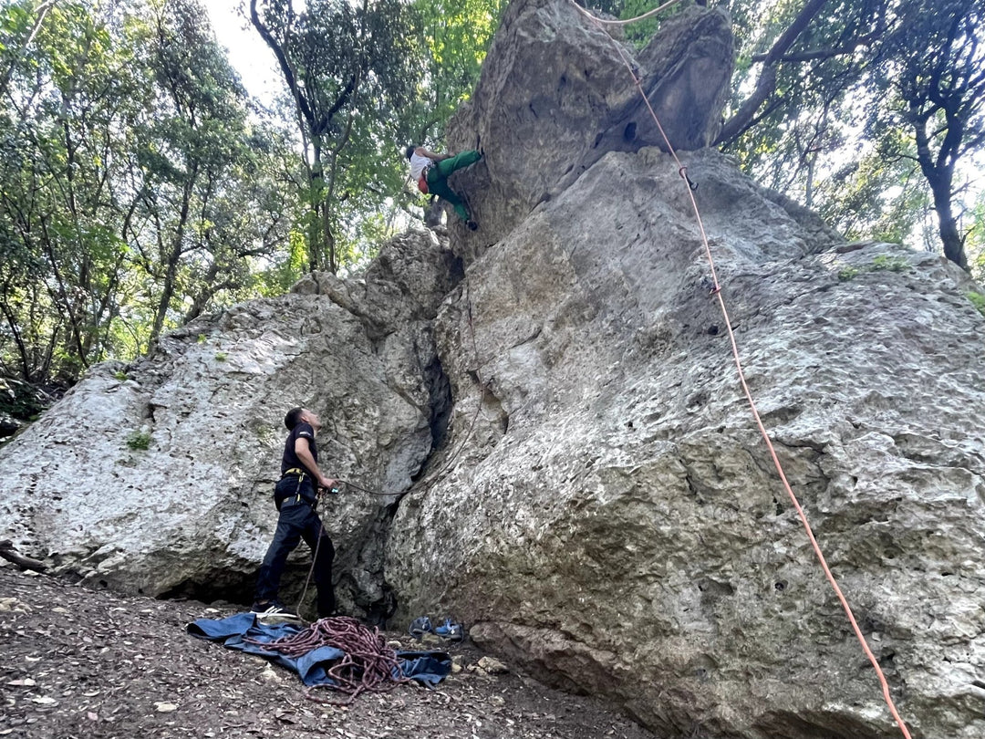 Corso Base di Arrampicata su Rocca a Lisciano (RI) – Falesia di Lisciano, Lazio | Strike Adventure