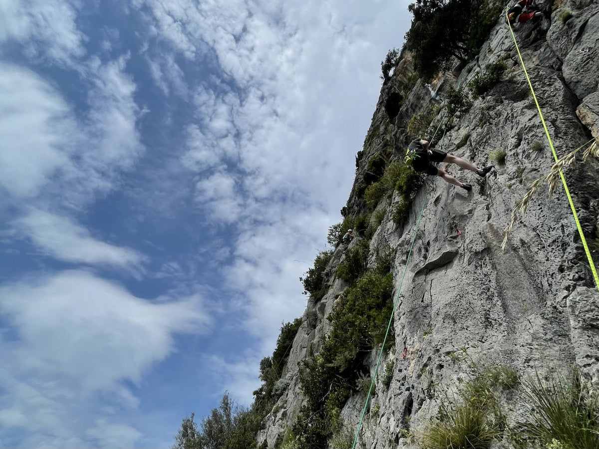 Corso Base di Arrampicata su Roccia - Strike Adventure