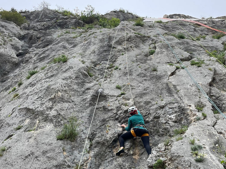 Corso Base di Arrampicata su Rocca a Ferentillo – Falesia di Ferentillo, Lazio | Strike Adventure