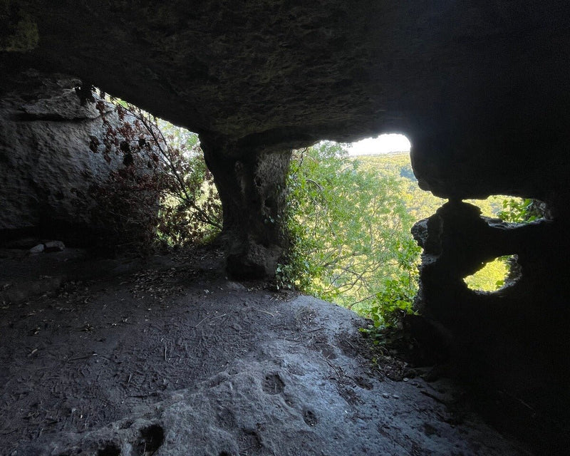 Immagine per 
Corviano sotterranea, tra antichi canyon e cascate incantate