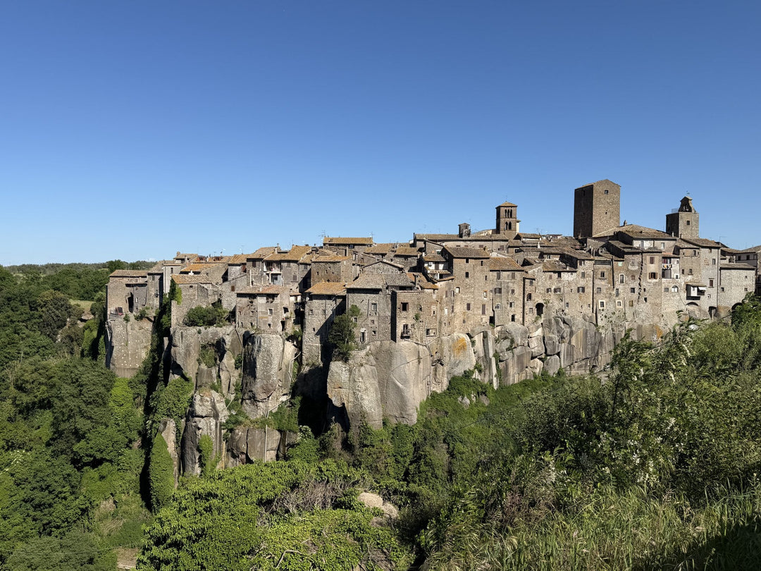 Corviano sotterranea, tra antichi canyon e cascate incantate - Strike Adventure