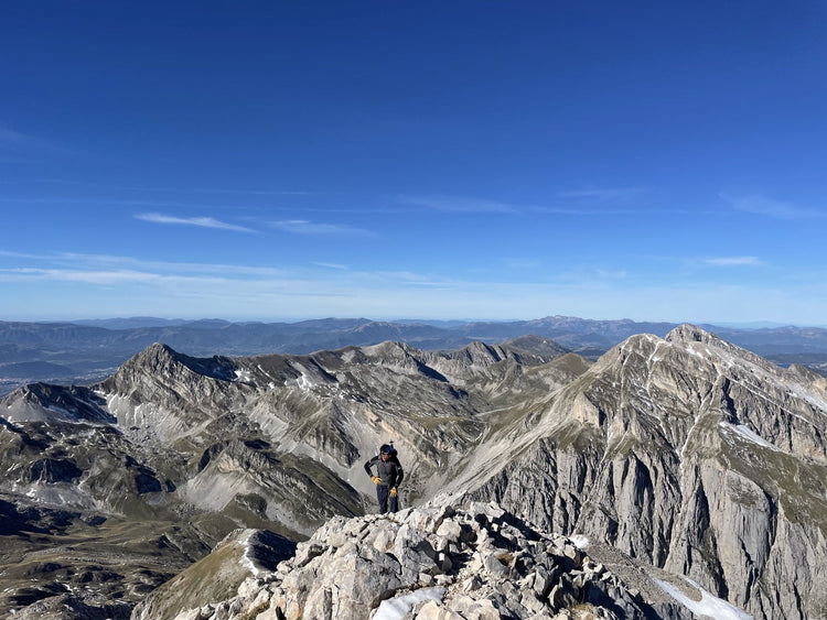 Direttissima al Corno Grande Gran Sasso d'Italia 2912 m - Strike Adventure