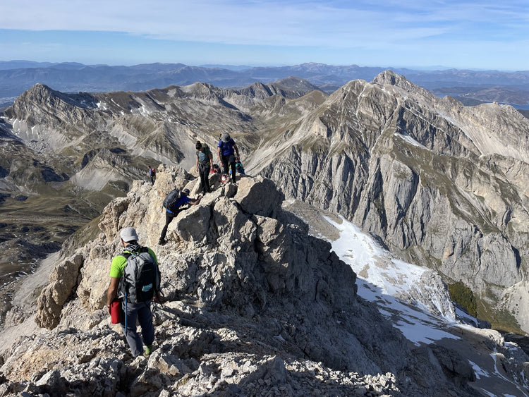Direttissima al Corno Grande Gran Sasso d'Italia 2912 m - Strike Adventure