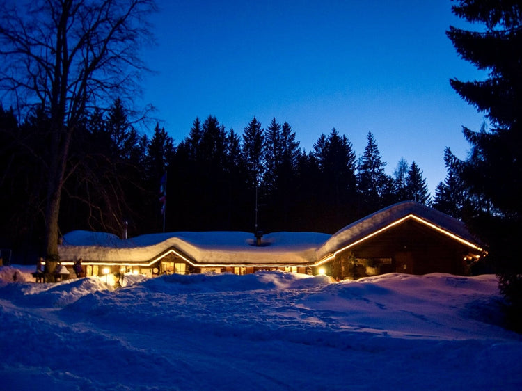 Dolomiti Snow Week: La settimana bianca con sci, snowboard ed escursioni in ciaspola - Strike Adventure