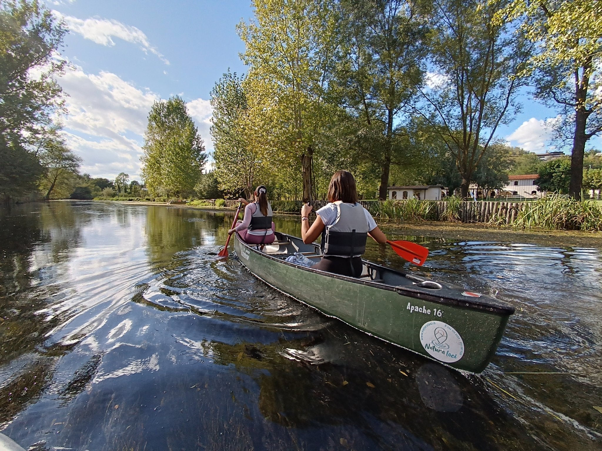 Escursione in canoa canadese al Lago di Posta Fibreno - Strike Adventure