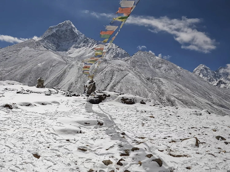 Everest Base Camp: il trekking di capodanno ai piedi della montagna più alta del pianeta - Strike Adventure