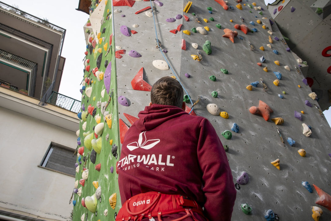 Giornata da Climber - Prova di Arrampicata Indoor (Boulder+Corda) - Strike Adventure