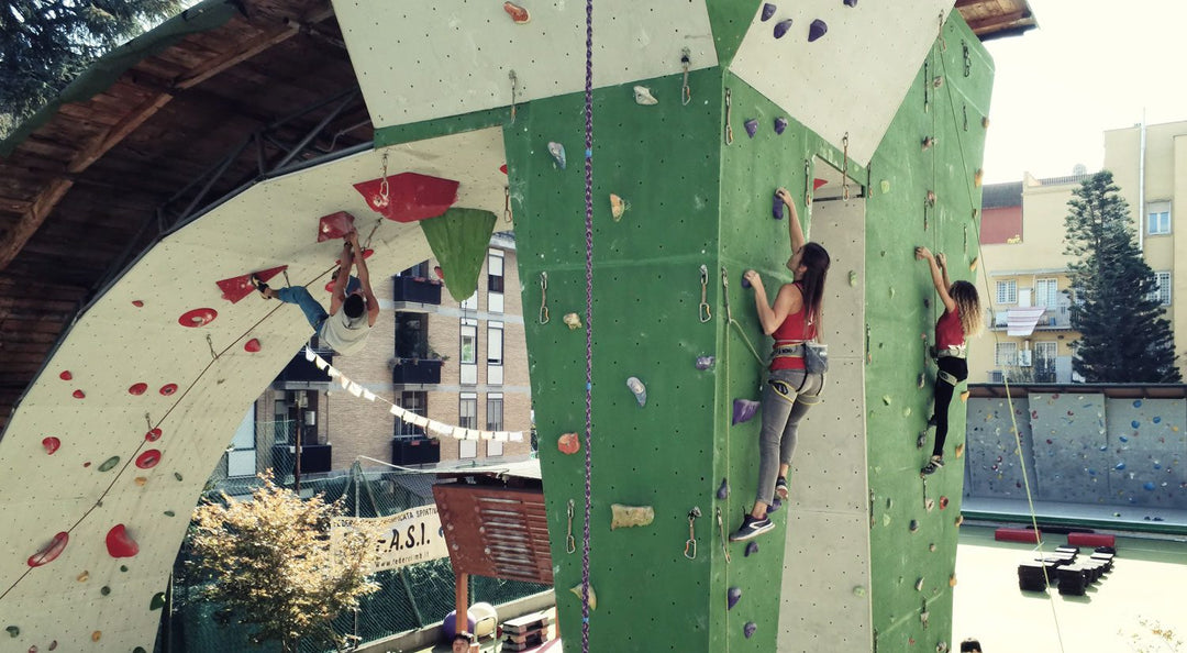 Giornata da Climber - Prova di Arrampicata Indoor (Boulder+Corda) - Strike Adventure