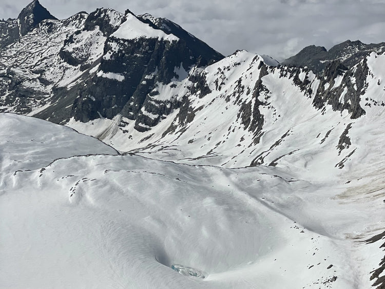Gran Paradiso 4061m : un'ascesa alpinisitca tra ghiacciai, creste e panorami mozzafiato - Strike Adventure