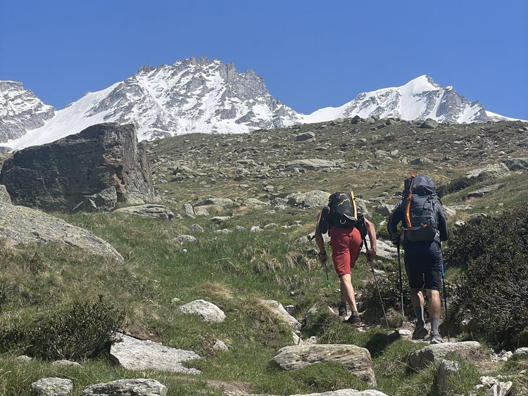 Gran Paradiso 4061m : un'ascesa alpinisitca tra ghiacciai, creste e panorami mozzafiato - Strike Adventure