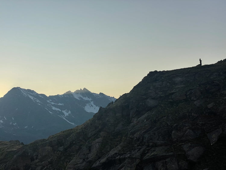 Gran Paradiso 4061m : un'ascesa alpinisitca tra ghiacciai, creste e panorami mozzafiato - Strike Adventure