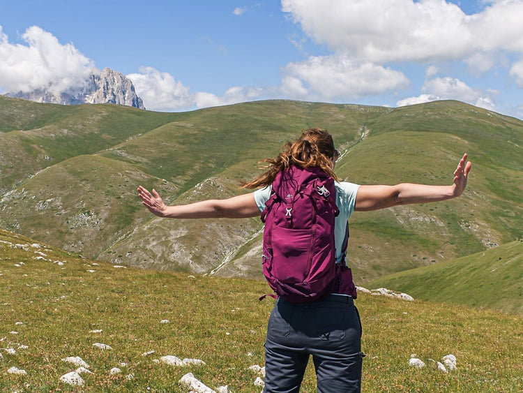 I Laghetti Di Campo Imperatore, Cima Faiete e terzo tempo al Rifugio Racollo - Strike Adventure