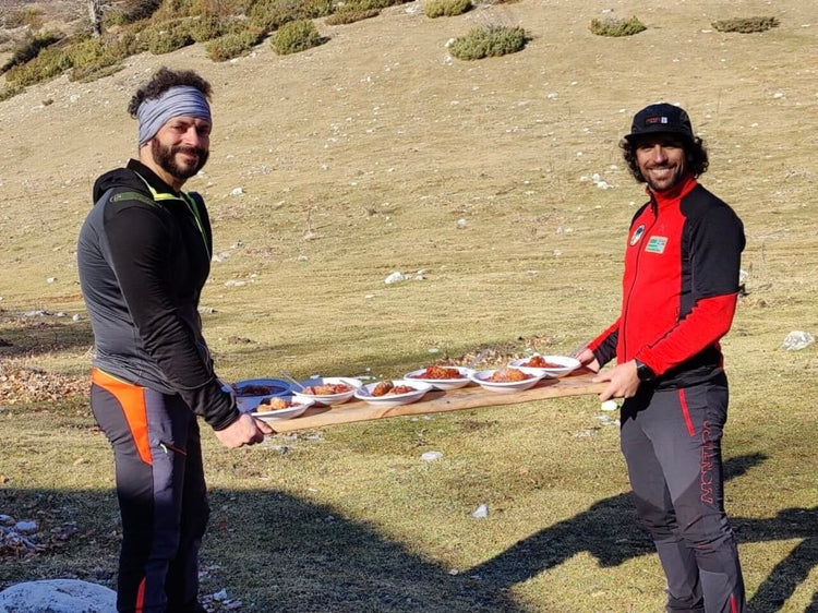 I Panorami a 360° di Monte San Rocco con Pranzo in Rifugio - Discover Experience