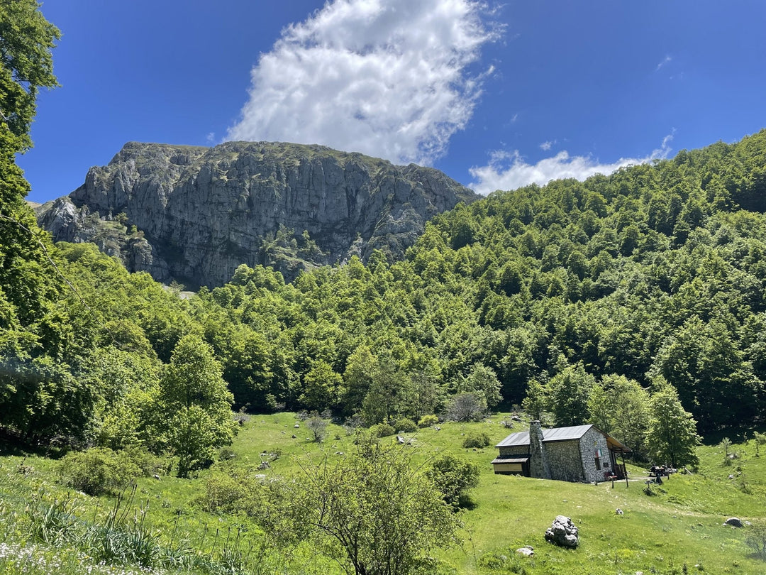 I panorami di Monte Cardito, Il rifugio La Fossa e la Valle Degli Angeli (Terminillo) - Strike Adventure