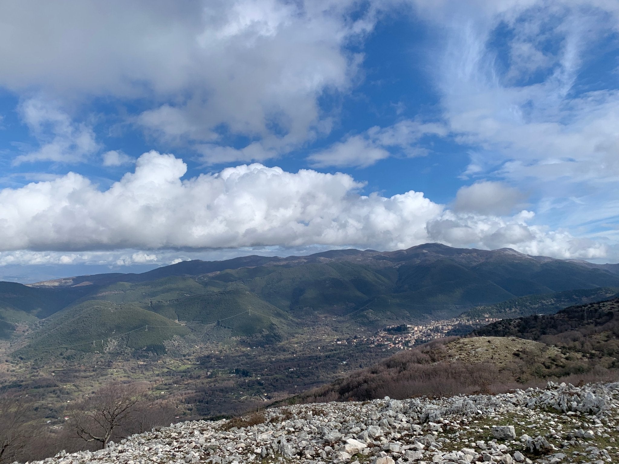 I Panorami sul Mare di Monte Perentile tra i Sentieri Sconosciuti dei Lepini - Strike Adventure