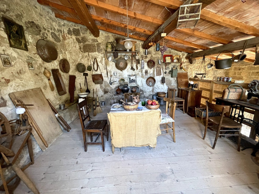 Il Borgo Fantasma di Celleno e il paese delle fiabe | Strike Adventure