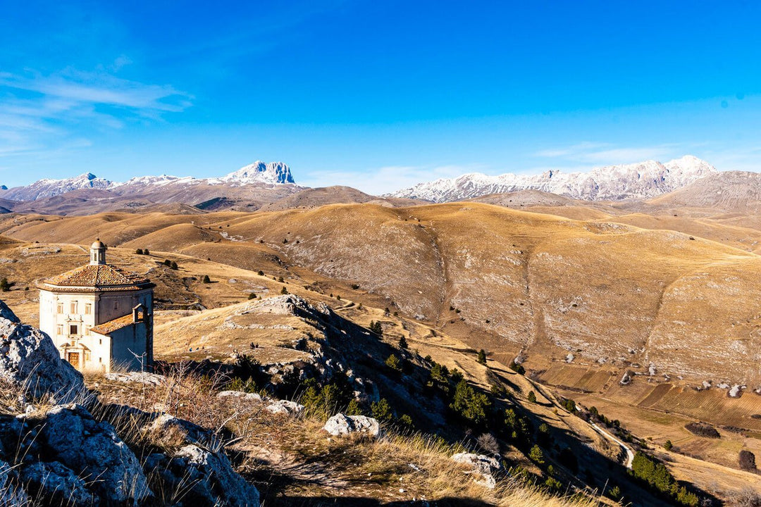Il castello di Rocca Calascio e i panorami del Gran Sasso - Strike Adventure