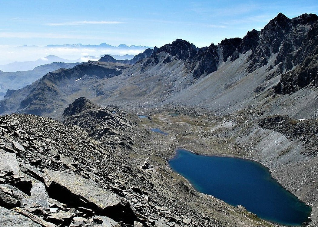 Il Grande Anello del Monviso: un Trekking al cospetto del Re di Pietra - Strike Adventure