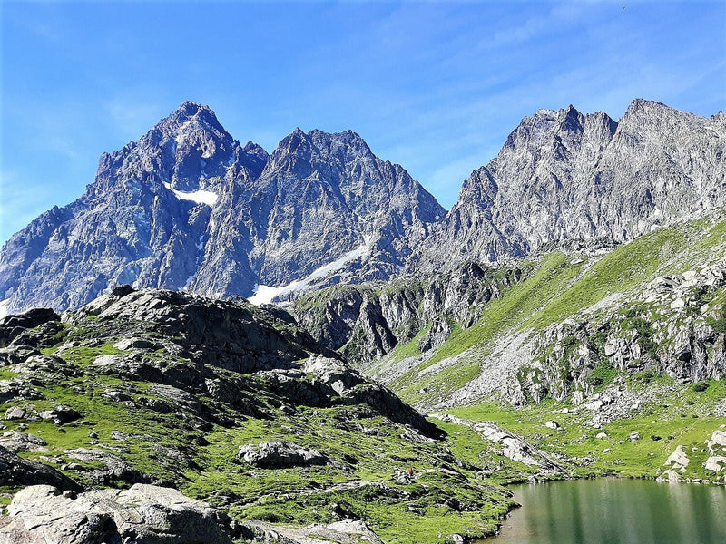 Il Grande Anello del Monviso: un Trekking al cospetto del Re di Pietra - Strike Adventure