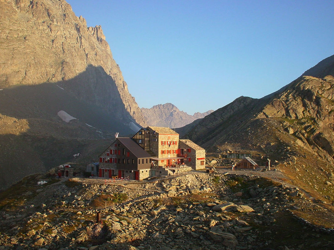 Il Grande Anello del Monviso: un Trekking al cospetto del Re di Pietra - Strike Adventure