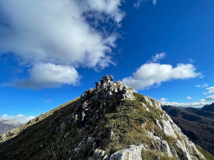 Trekking Il Monte Amaro di Opi e le sue creste panoramiche | Strike Adventure