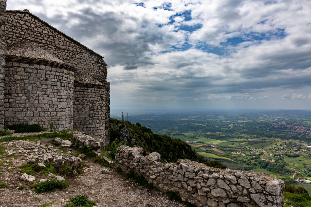 Il Sacro Monte Soratte e i suoi Eremi Segreti - Strike Adventure