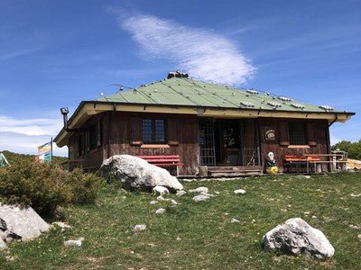 Il Rifugio Della Cicerana e la foresta vetusta di Selva Moricento - Strike Adventure