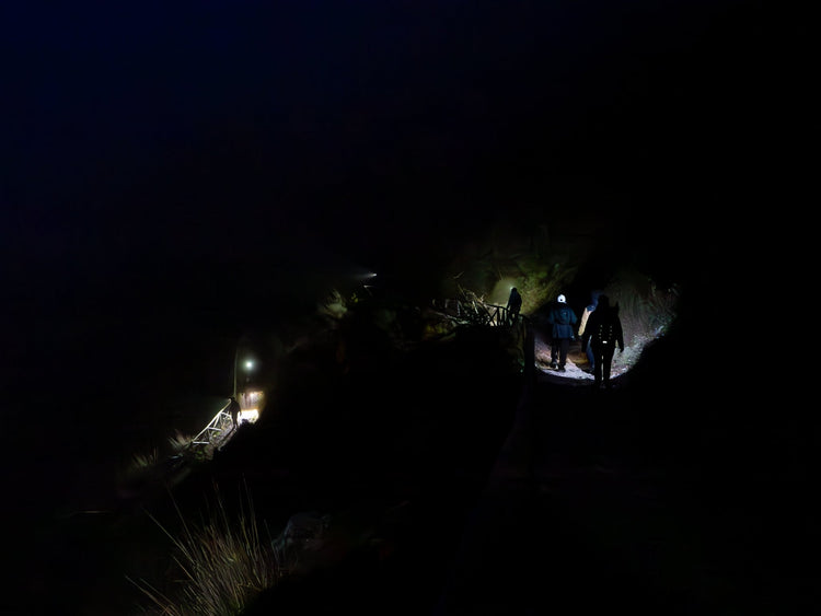 Il tramonto a picco sul mare: Monte Redentore e l'Eremo di S.Michele Arcangelo - Strike Adventure