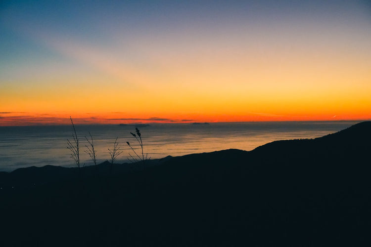Il tramonto a picco sul mare: Monte Redentore e l'Eremo di S.Michele Arcangelo - Strike Adventure