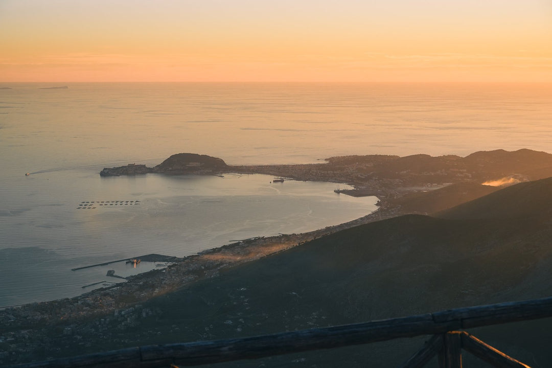 Il tramonto a picco sul mare: Monte Redentore e l'Eremo di S.Michele Arcangelo - Strike Adventure