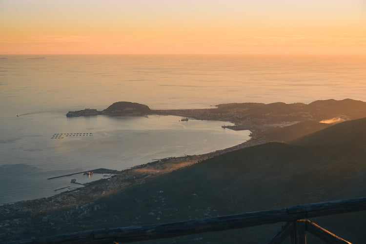Il tramonto a picco sul mare: Monte Redentore e l'Eremo di S.Michele Arcangelo - Strike Adventure