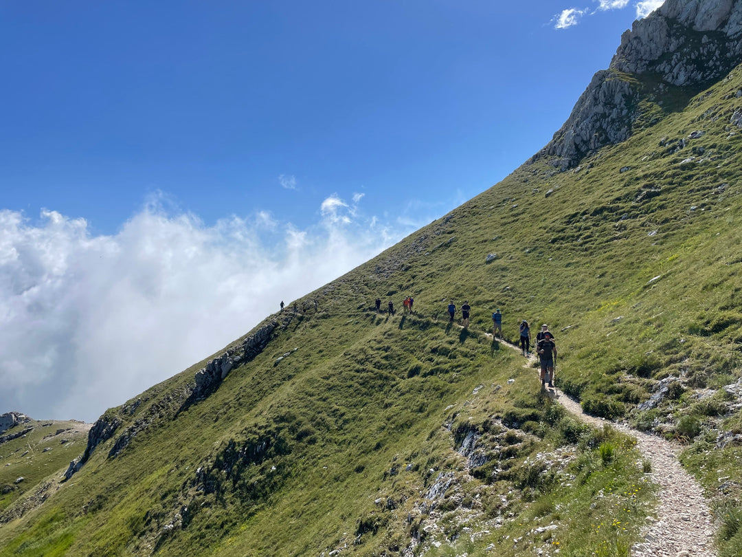 L'anello delle Vie Ferrate Ventricini e Danesi al al Corno Piccolo - 2655m – ["Parco Nazionale Gran Sasso e Monti della Laga"], Abruzzo | Strike Adventure