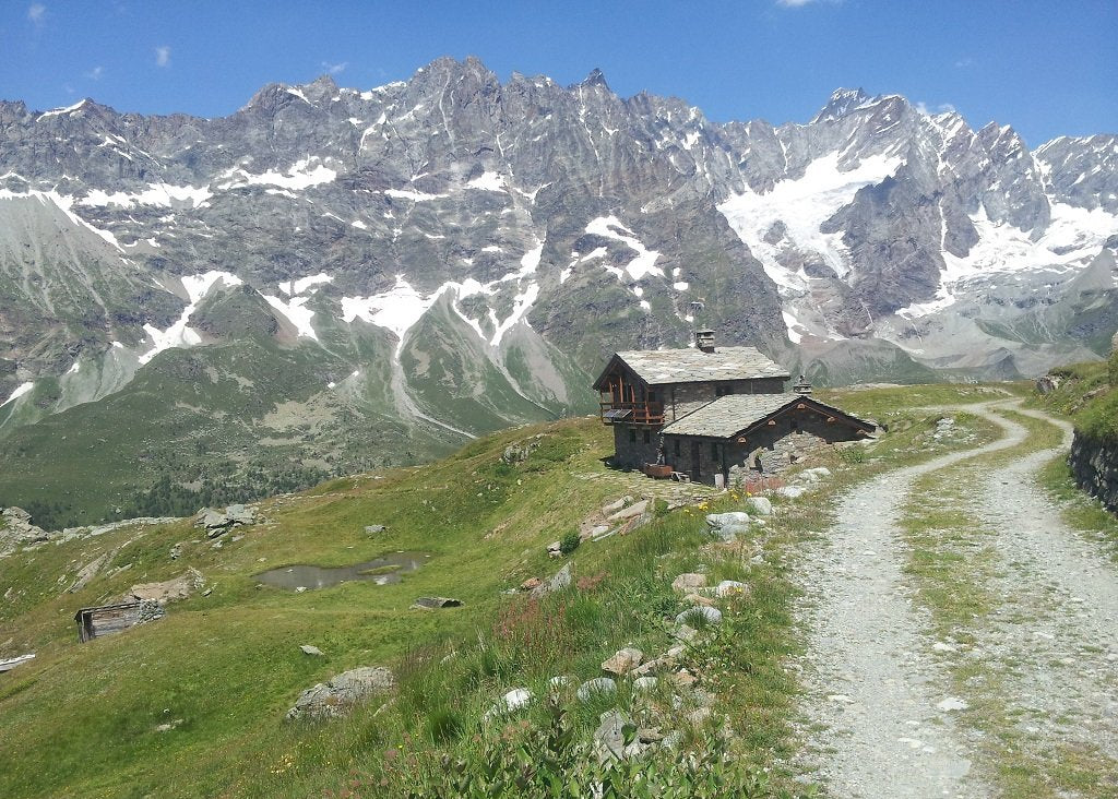 La Grande Balconata sul Cervino: un Trekking imperdibile! - Strike Adventure