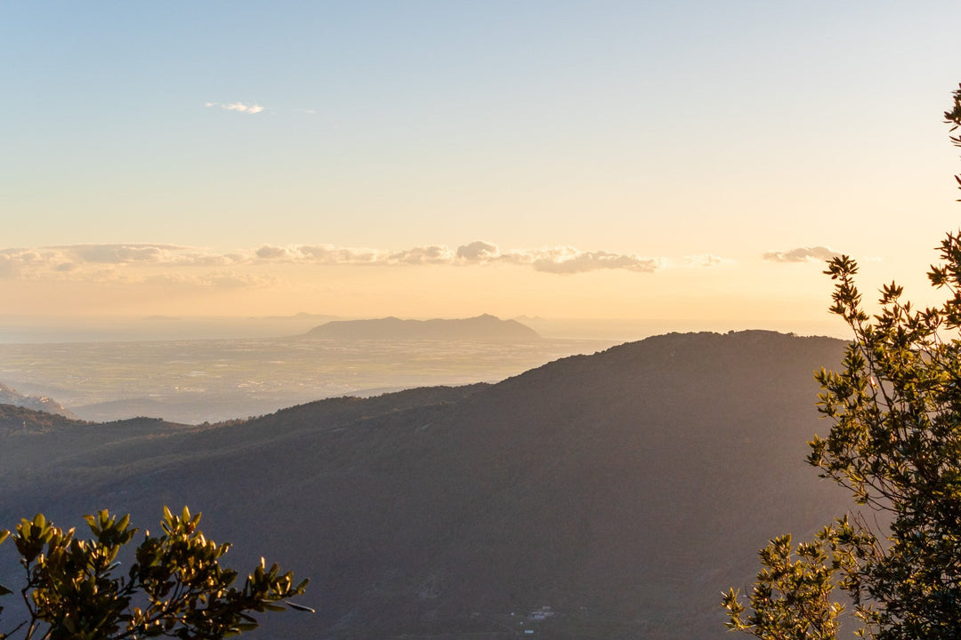 La Montagna di Dante e i suoi Panorami sul Mare - Strike Adventure