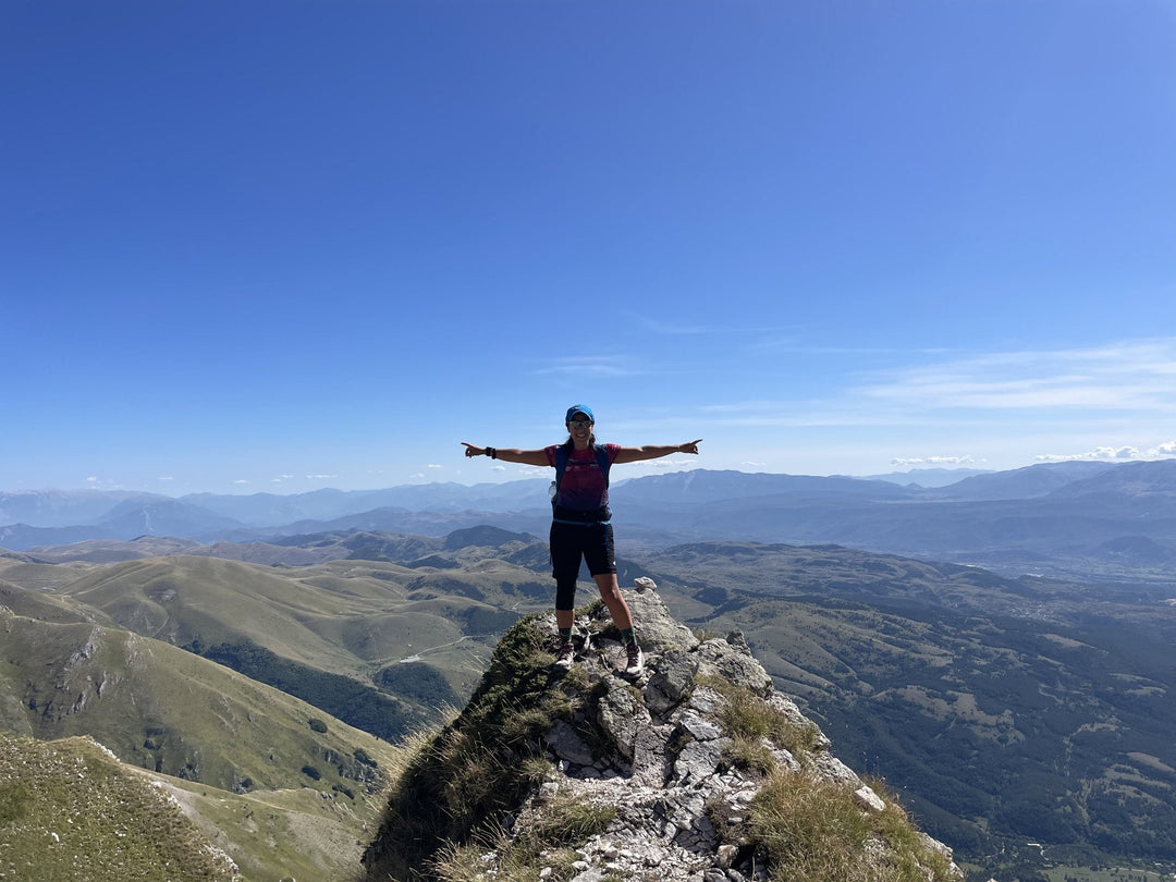 La piramide rocciosa di Pizzo Cefalone e i panorami mozzafiato del Gran Sasso - Strike Adventure