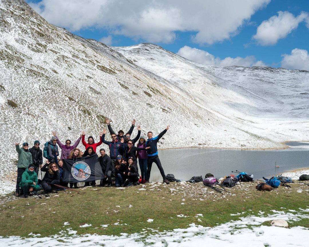 Lago della Duchessa: tra ultima neve e fioriture primaverili - Strike Adventure